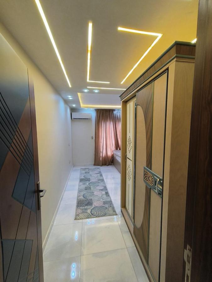 Apartment واسعة مريحة بكافة الامكانيات والفرش الحديث في المهندسين قريب من النيل والمتحف وجامعة الدول *